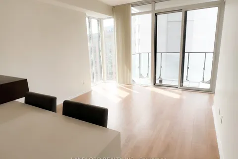 75 St Nicholas Street, Toronto, ON M4Y 0A5