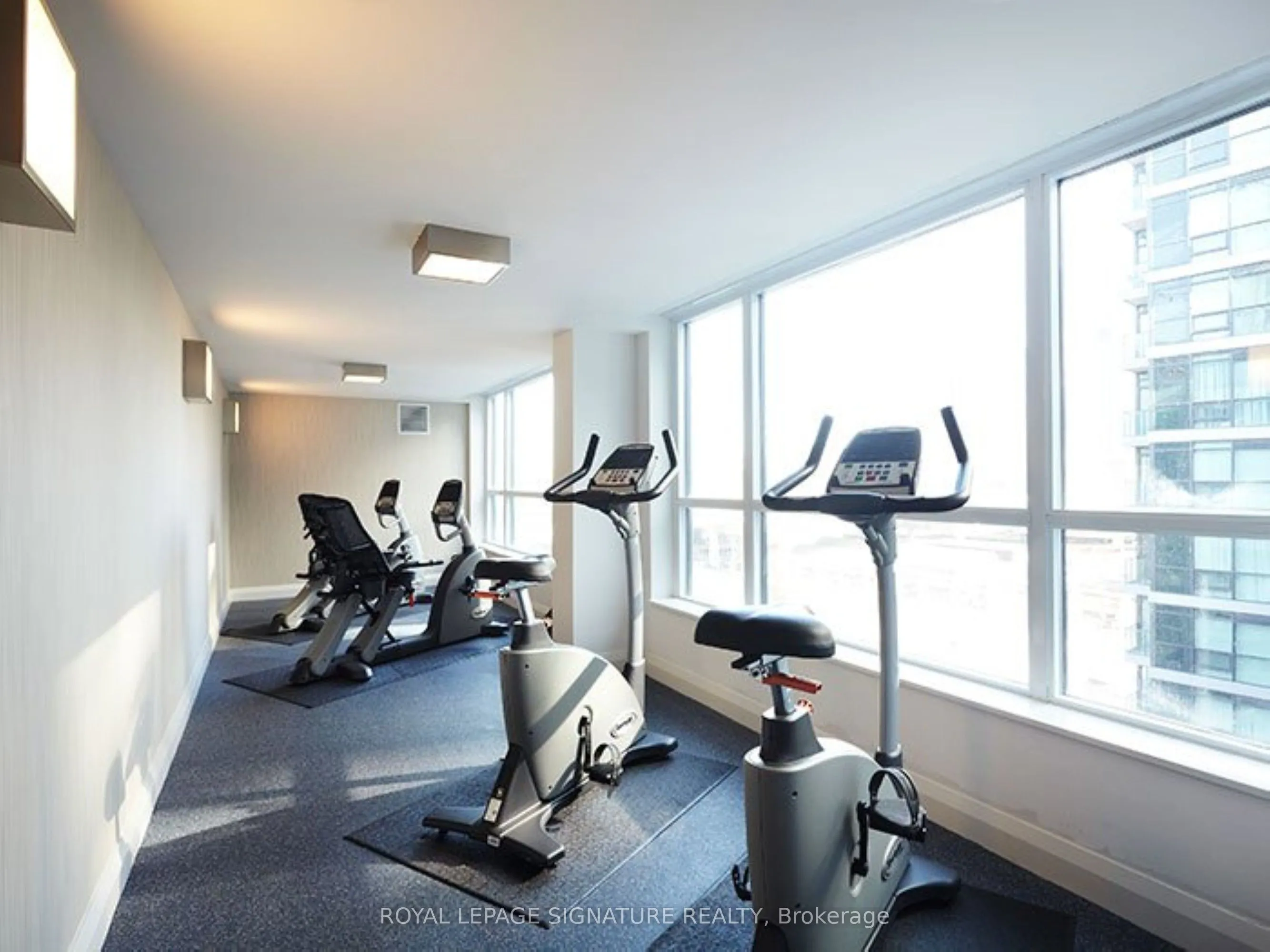 600 Fleet Street, Toronto, ON M5V 1B7