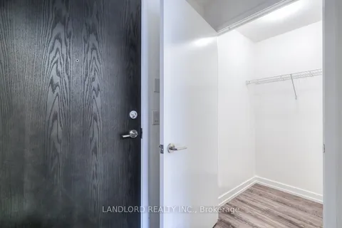 200 Sackville Street, Toronto, ON M5A 0C4