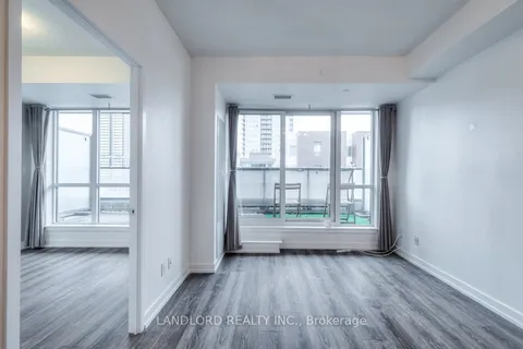 200 Sackville Street, Toronto, ON M5A 0C4