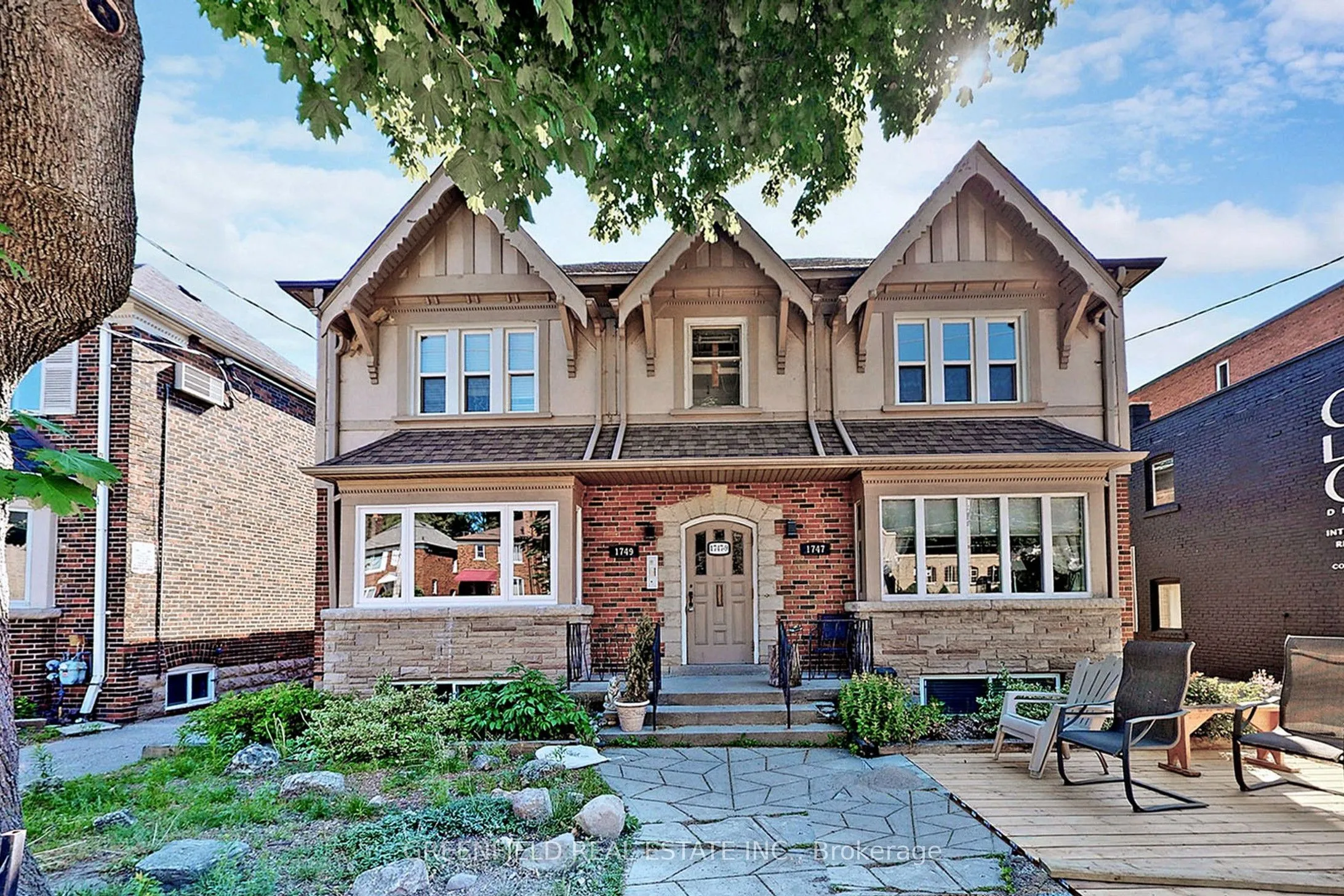 1749 Bayview Avenue, Toronto, ON M4G 3C5