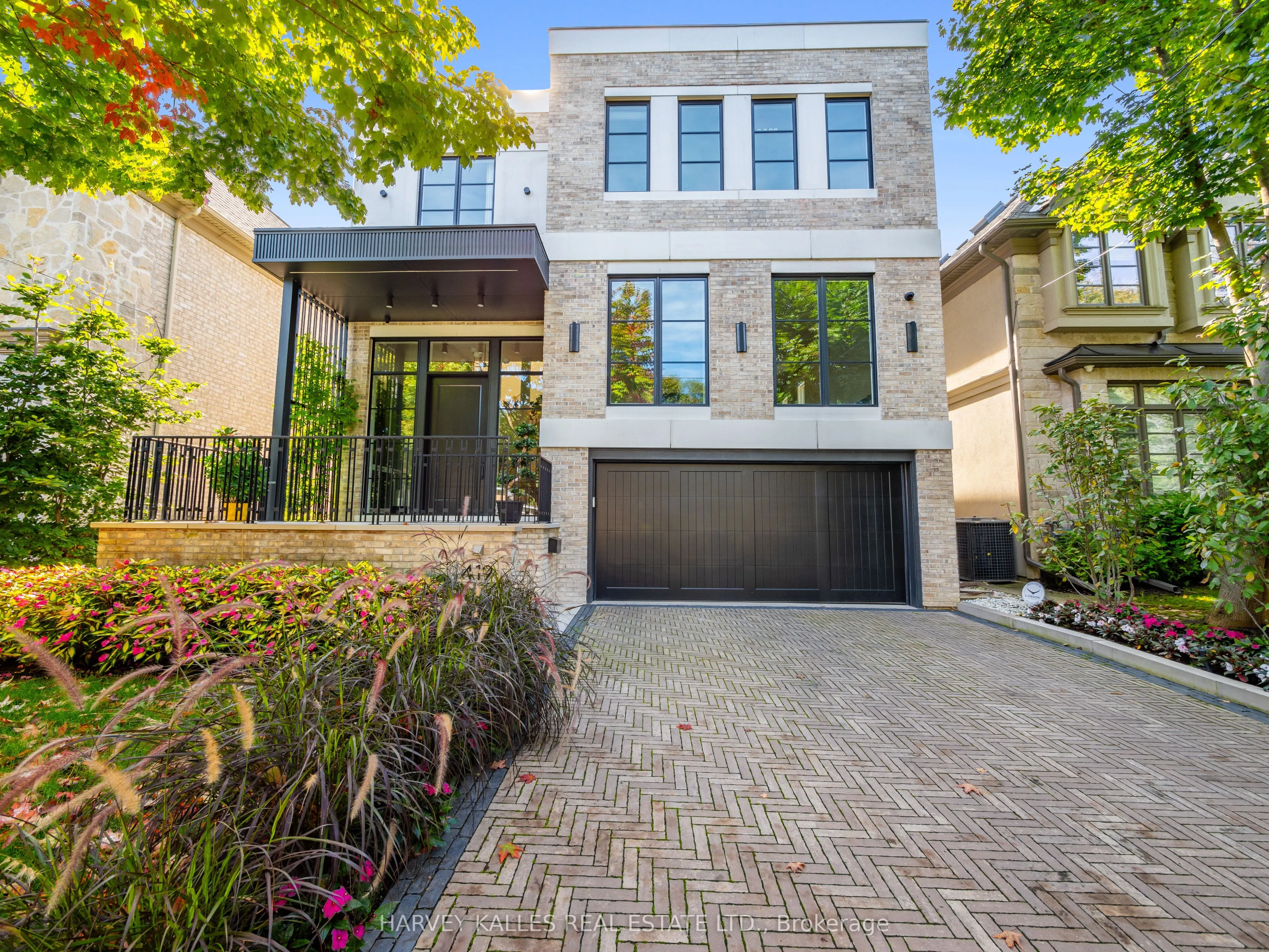419 Glengrove Avenue, Toronto, ON M5N 1X1