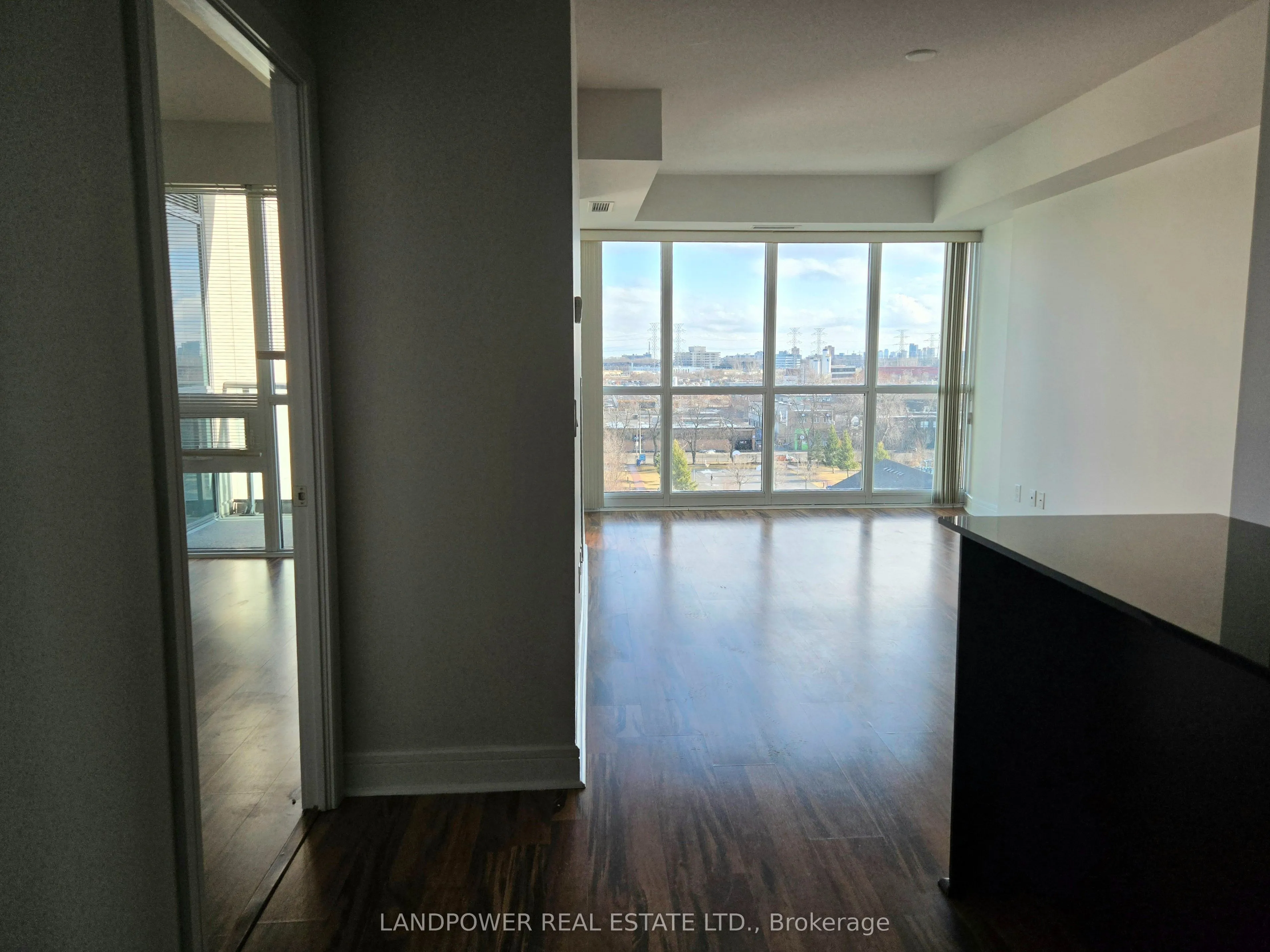 35 Brian Peck Crescent, Toronto, ON M4G 0A5