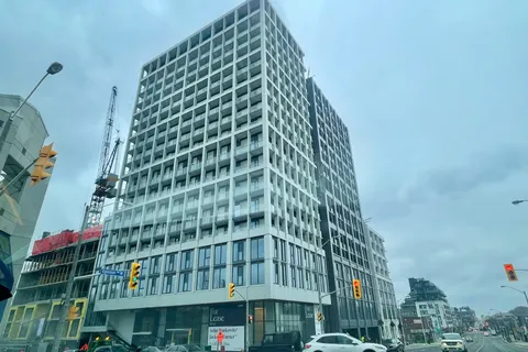 2020 Bathurst Street, Toronto, ON M5P 0A6