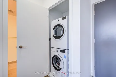 36 Forest Manor Road, Toronto, ON M2J 0H3