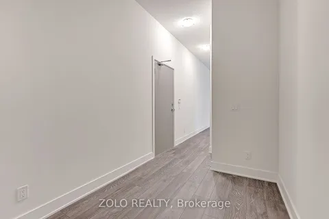 188 Fairview Mall Drive, Toronto, ON M2J 4T1