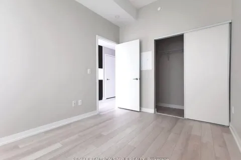 115 McMahon Drive, Toronto, ON M2K 0E3