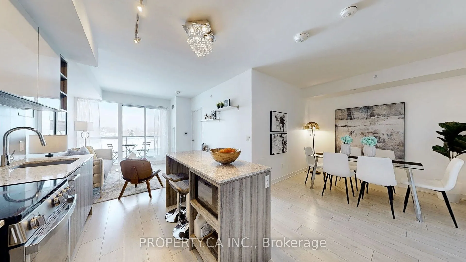 31 Tippett Road, Toronto, ON M3H 0C8