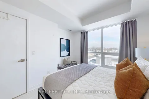 31 Tippett Road, Toronto, ON M3H 0C8