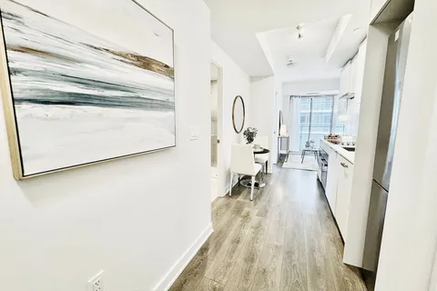 195 Redpath Avenue, Toronto, ON M4P 0E4