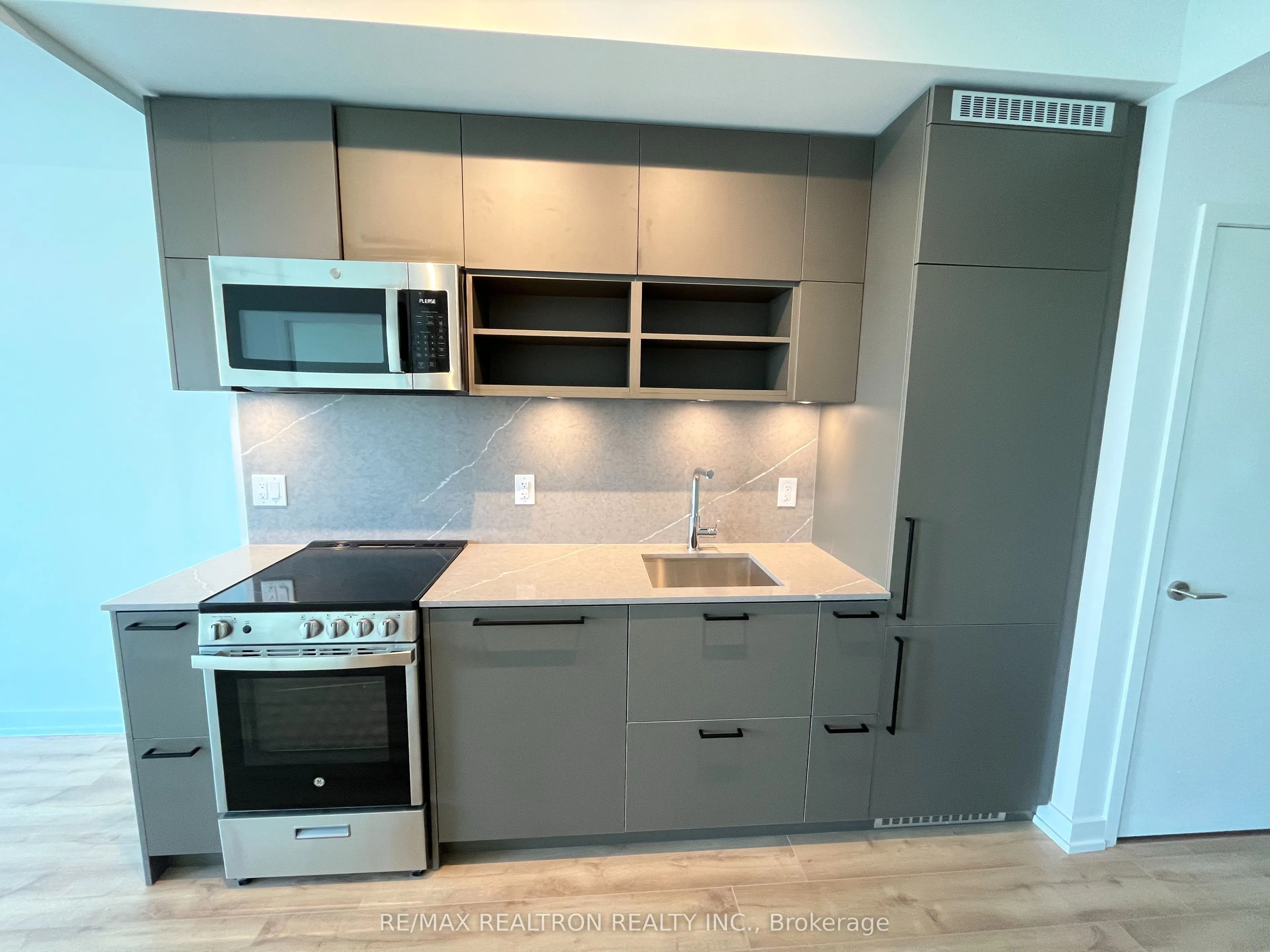 135 East Liberty Street, Toronto, ON M6K 0G7