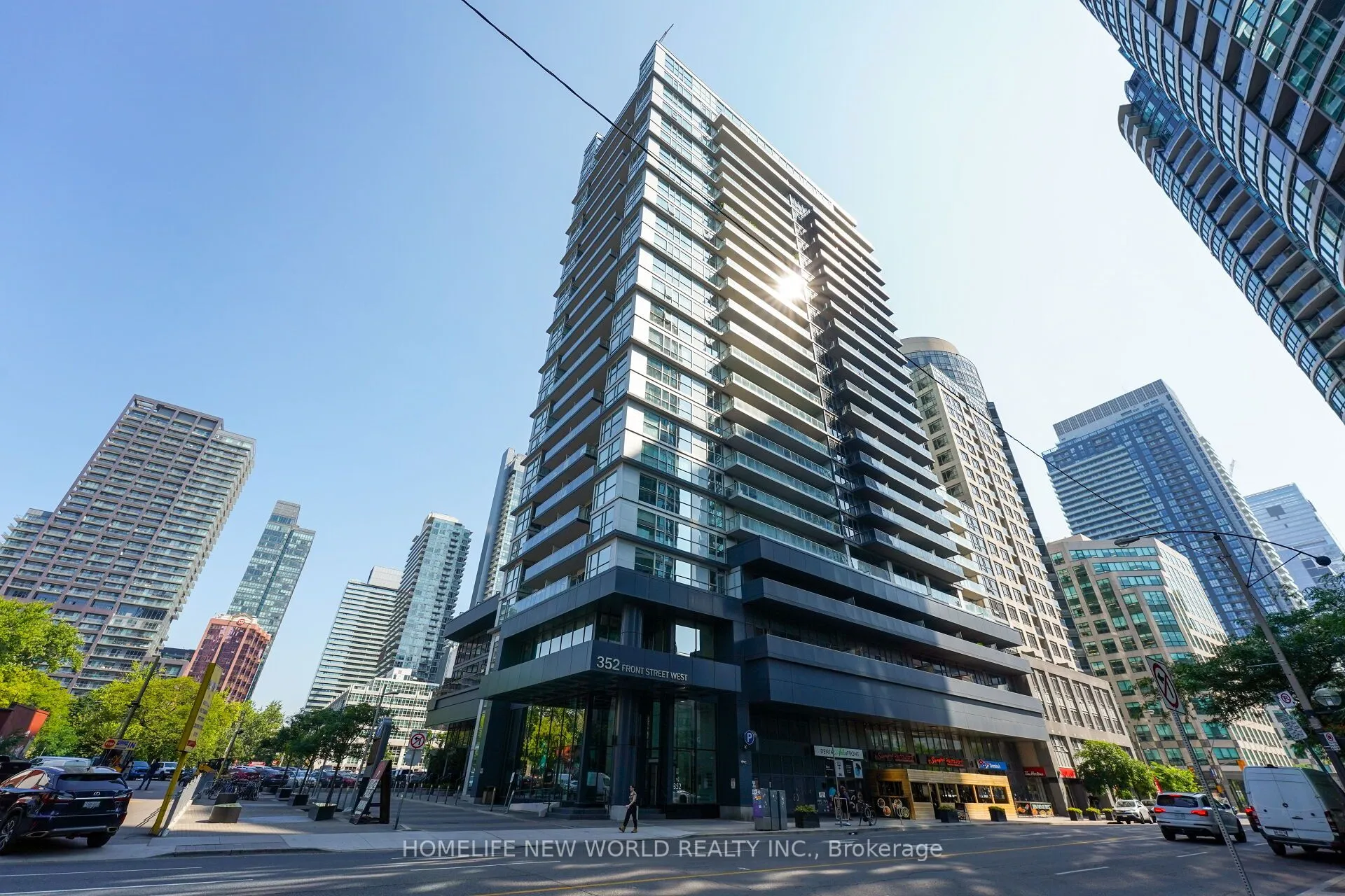352 Front Street, Toronto, ON M5V 0K3