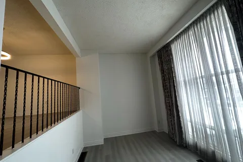10 Rusty Crestway N/A, Toronto, ON M2J 2Y4