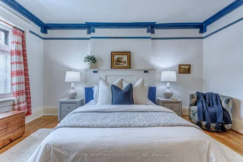 110 Cluny Drive, Toronto, ON M4W 2R4