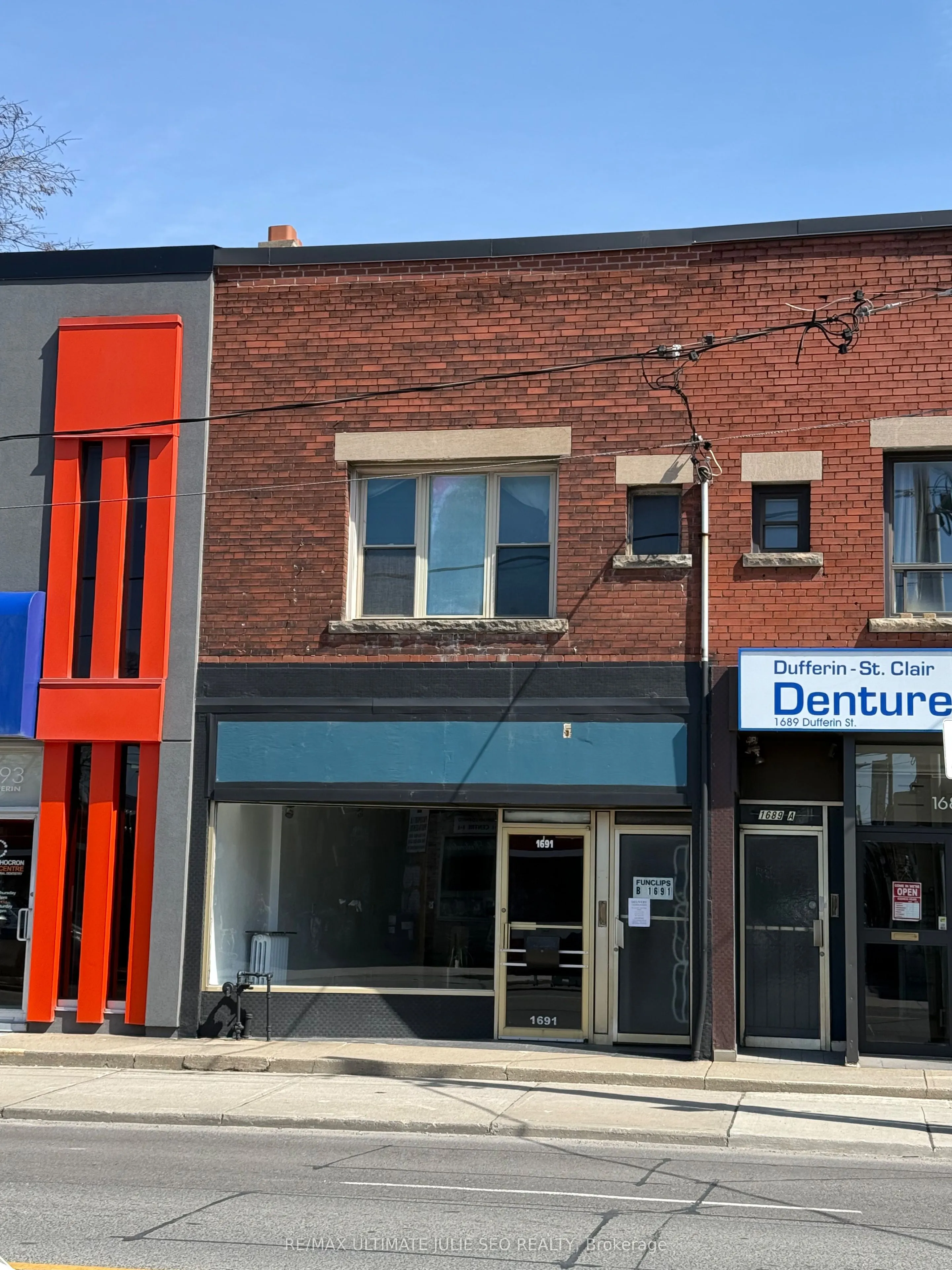 1691 Dufferin Street, Toronto, ON M6E 3N9