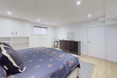 9 Fairchild Avenue, Toronto, ON M2M 1T5