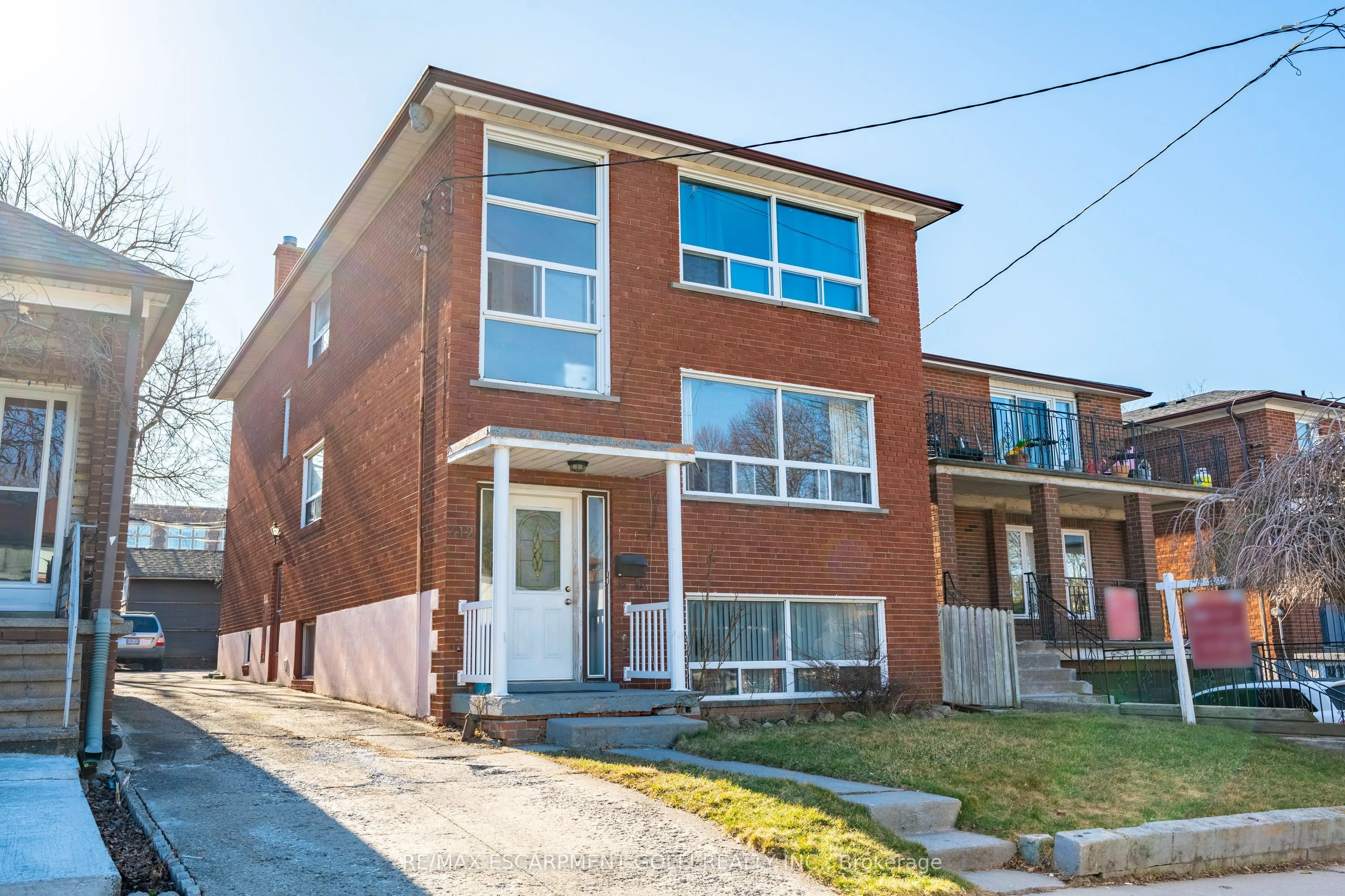 312 ATLAS Avenue, Toronto, ON M6C 3P9