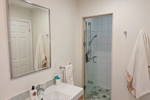 429 Connaught Avenue, Toronto, ON M2R 2M4