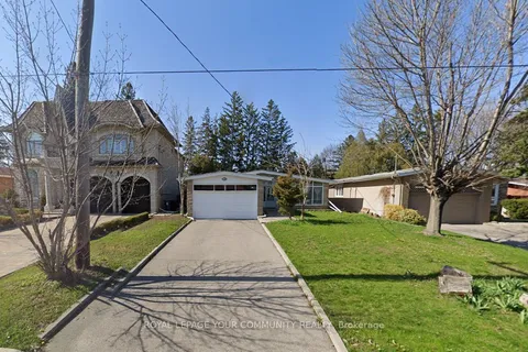 12b Blithfield Avenue, Toronto, ON M2K 1Y1