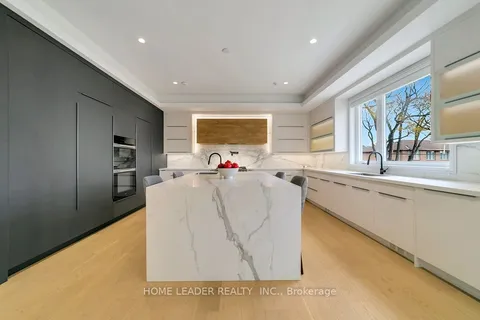 169 Poyntz Avenue, Toronto, ON M2N 1J5
