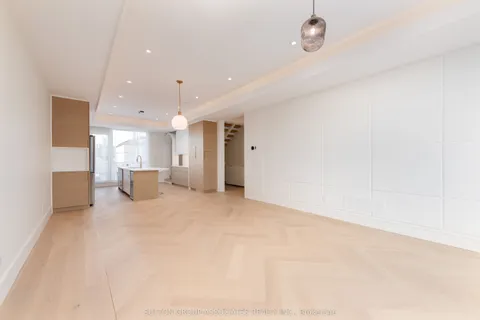 33 Lanark Avenue, Toronto, ON M6C 2B5