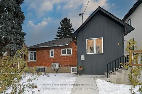 21 King High Avenue, Toronto, ON M3H 3A8