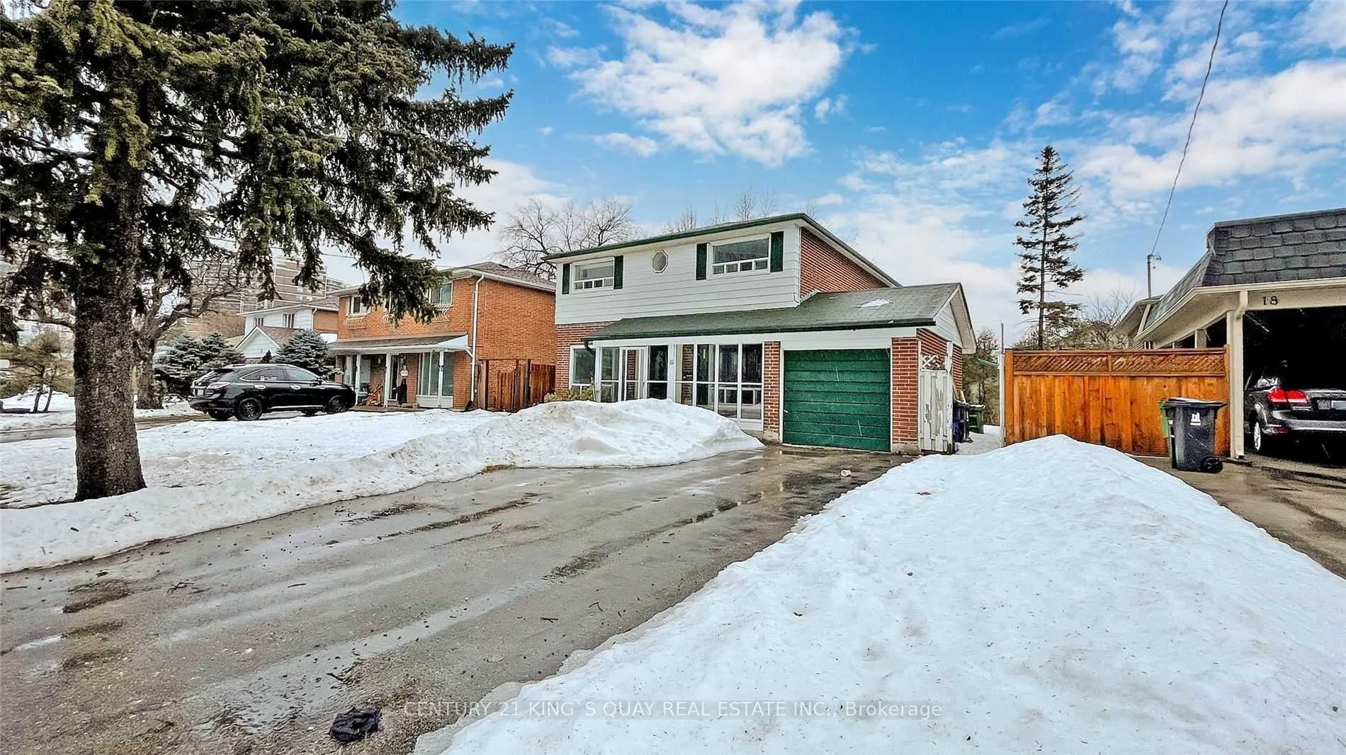 16 Kingslake Road, ON M2J 3C9