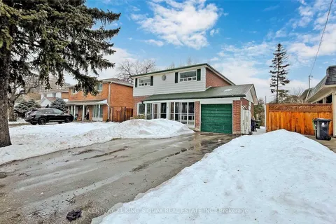16 Kingslake Road, Toronto, ON M2J 3C9
