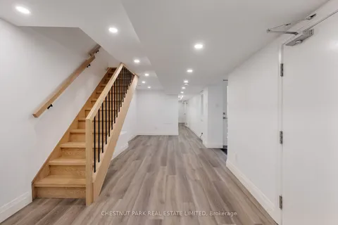 145 Borden Street, Toronto, ON M5S 2N2