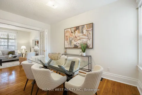 119 Bellwoods Avenue, Toronto, ON M6J 3N4