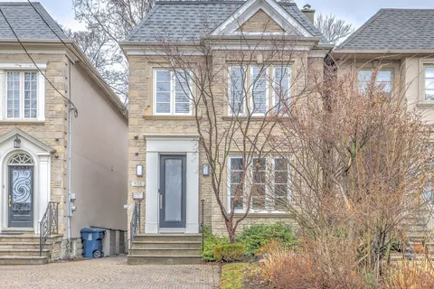 538 Castlefield Avenue, Toronto, ON M5N 1L6