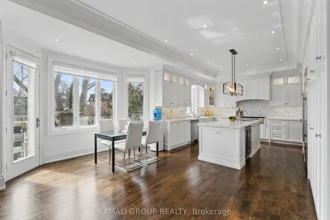 253 Poyntz Avenue, Toronto, ON M2N 1J8