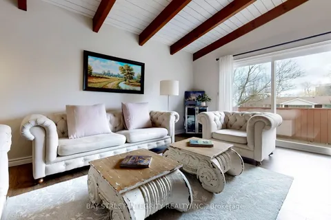 29 Ruden Crescent, Toronto, ON M3A 3H4