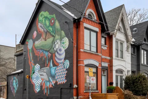 8 Humbert Street, Toronto, ON M6J 1M5