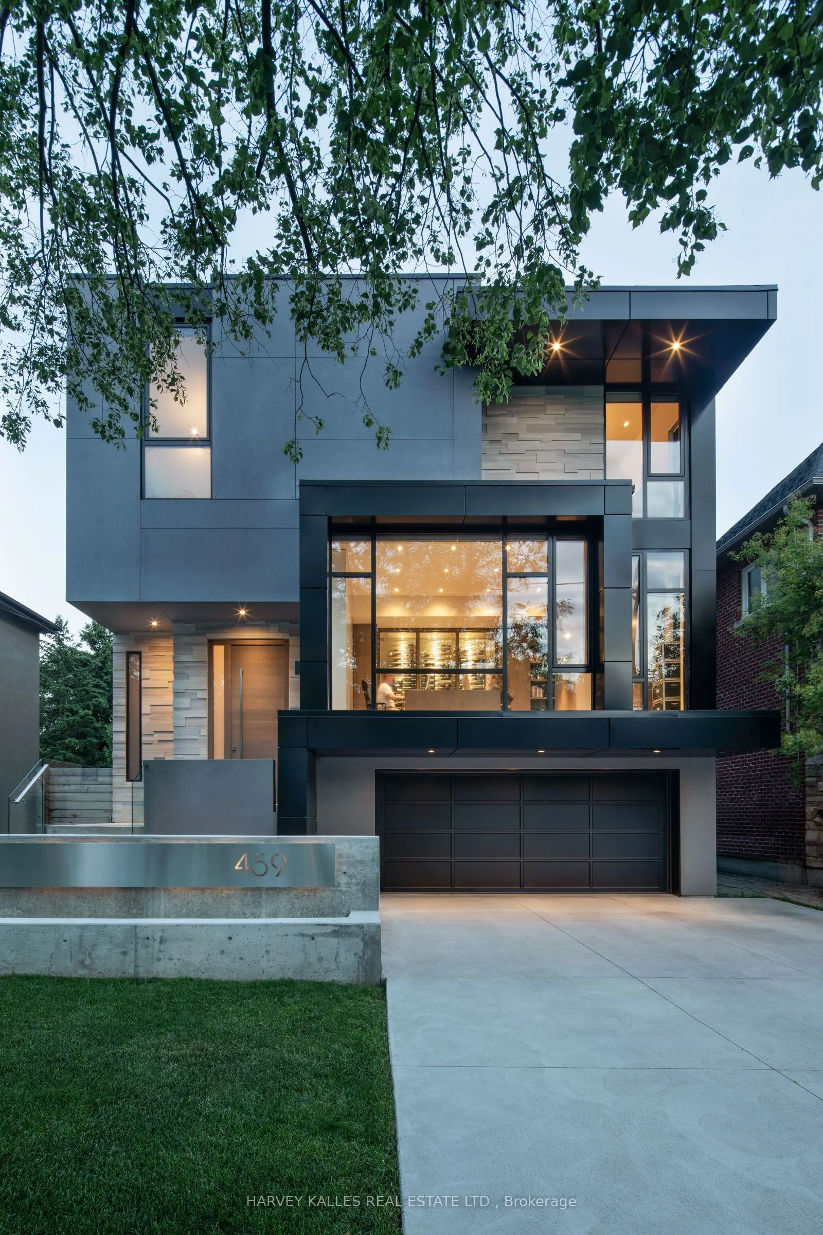459 Fairlawn Avenue, Toronto, ON M5M 1T9