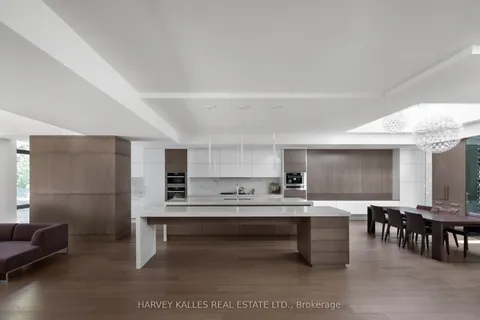 459 Fairlawn Avenue, Toronto, ON M5M 1T9