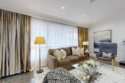 49 Viamede Crescent, Toronto, ON M2K 2A7