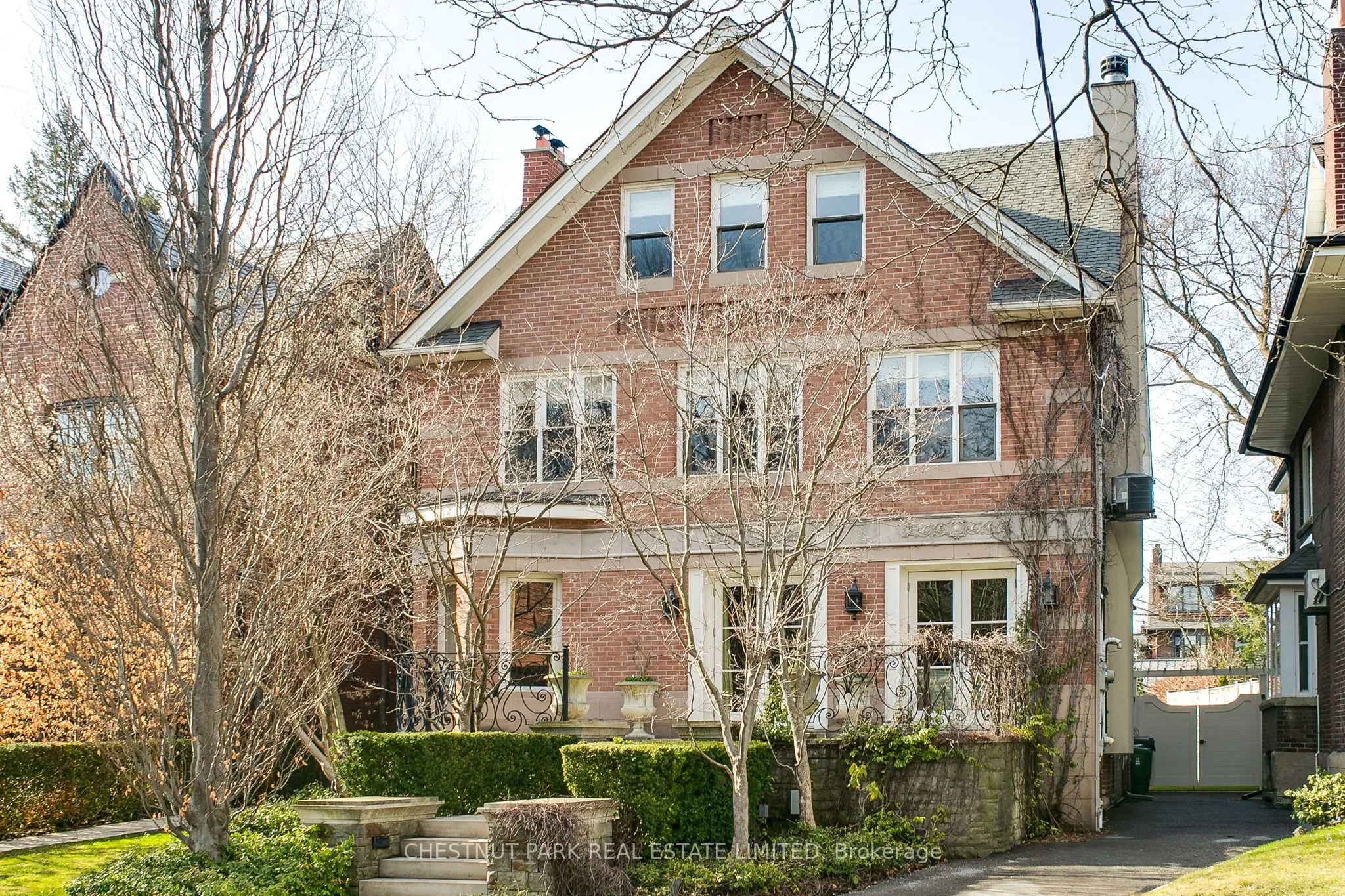 68 Rowanwood Avenue, Toronto, ON M4W 1Y9