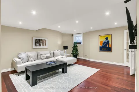 68 Rowanwood Avenue, Toronto, ON M4W 1Y9