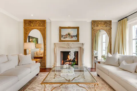 68 Rowanwood Avenue, Toronto, ON M4W 1Y9