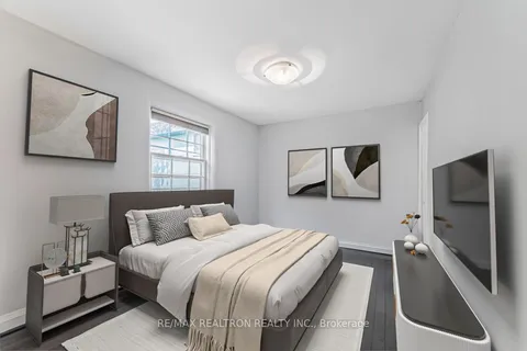 4 Caribou Road, Toronto, ON M5N 2A1