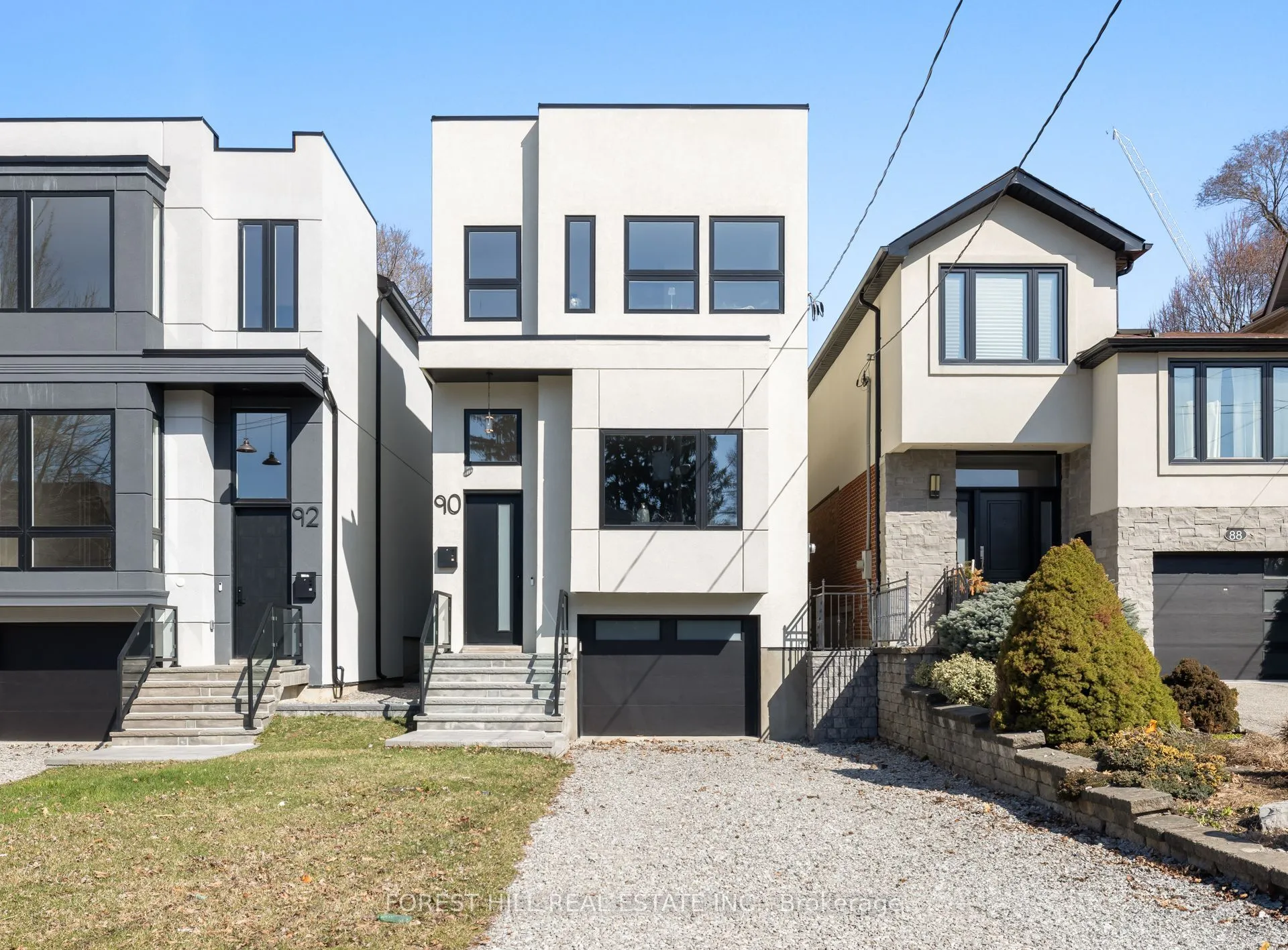 90 Johnston Avenue, Toronto, ON M2N 1H2