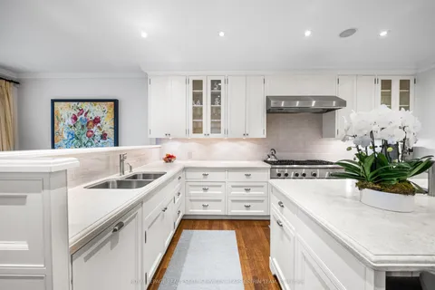 28 Hudson Drive, Toronto, ON M4T 2J9