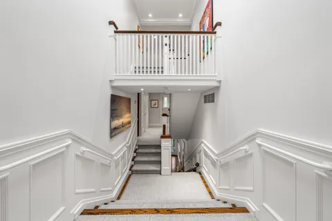 28 Hudson Drive, Toronto, ON M4T 2J9