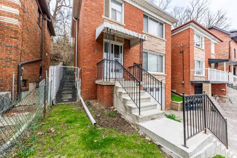 796 Davenport Road, Toronto, ON M6G 2B3