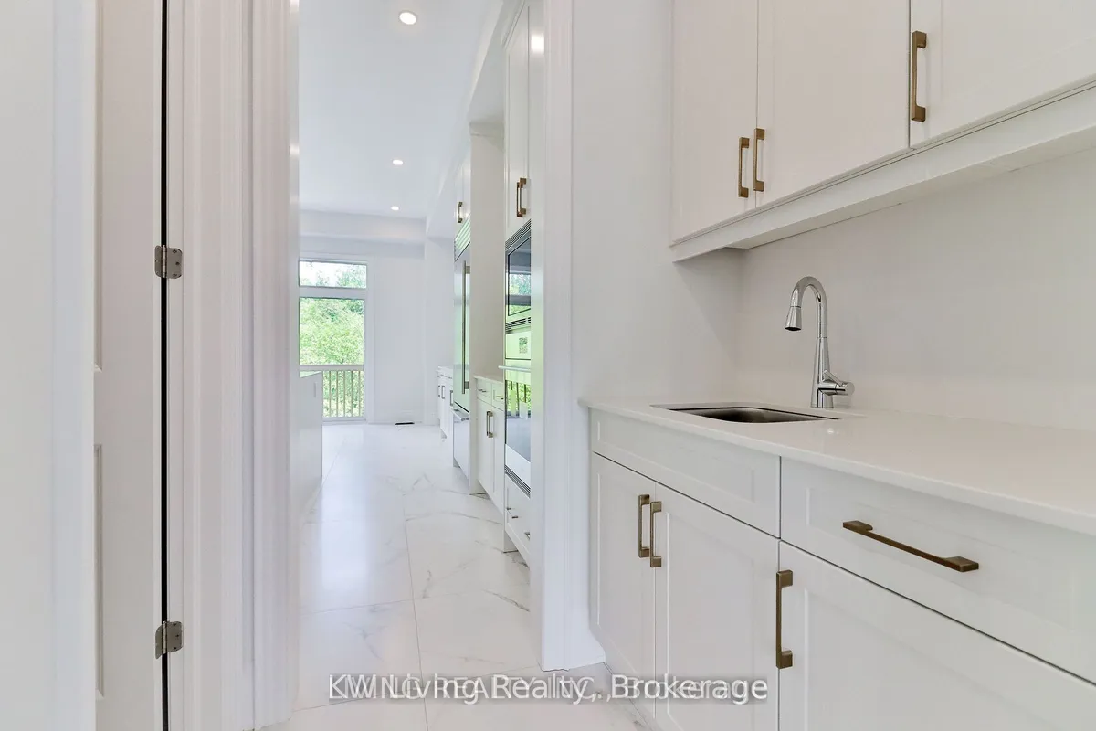 11 Becky Cheung Court, ON M2M 0B7