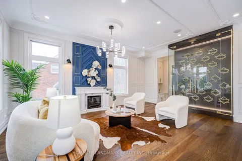 3 DROMORE Crescent, Toronto, ON M2R 2H4