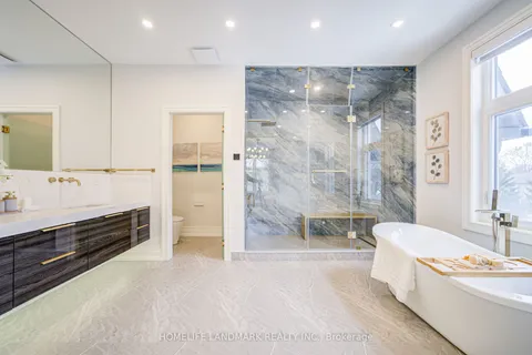 3 DROMORE Crescent, Toronto, ON M2R 2H4