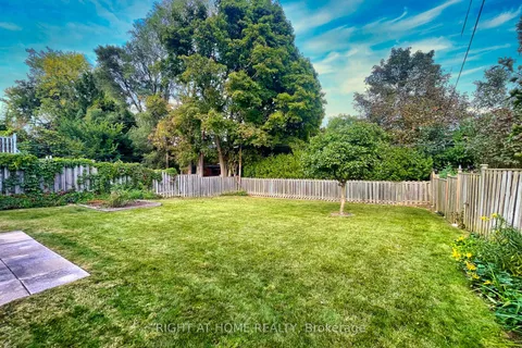 79 Heathview Avenue, Toronto, ON M2K 2C3