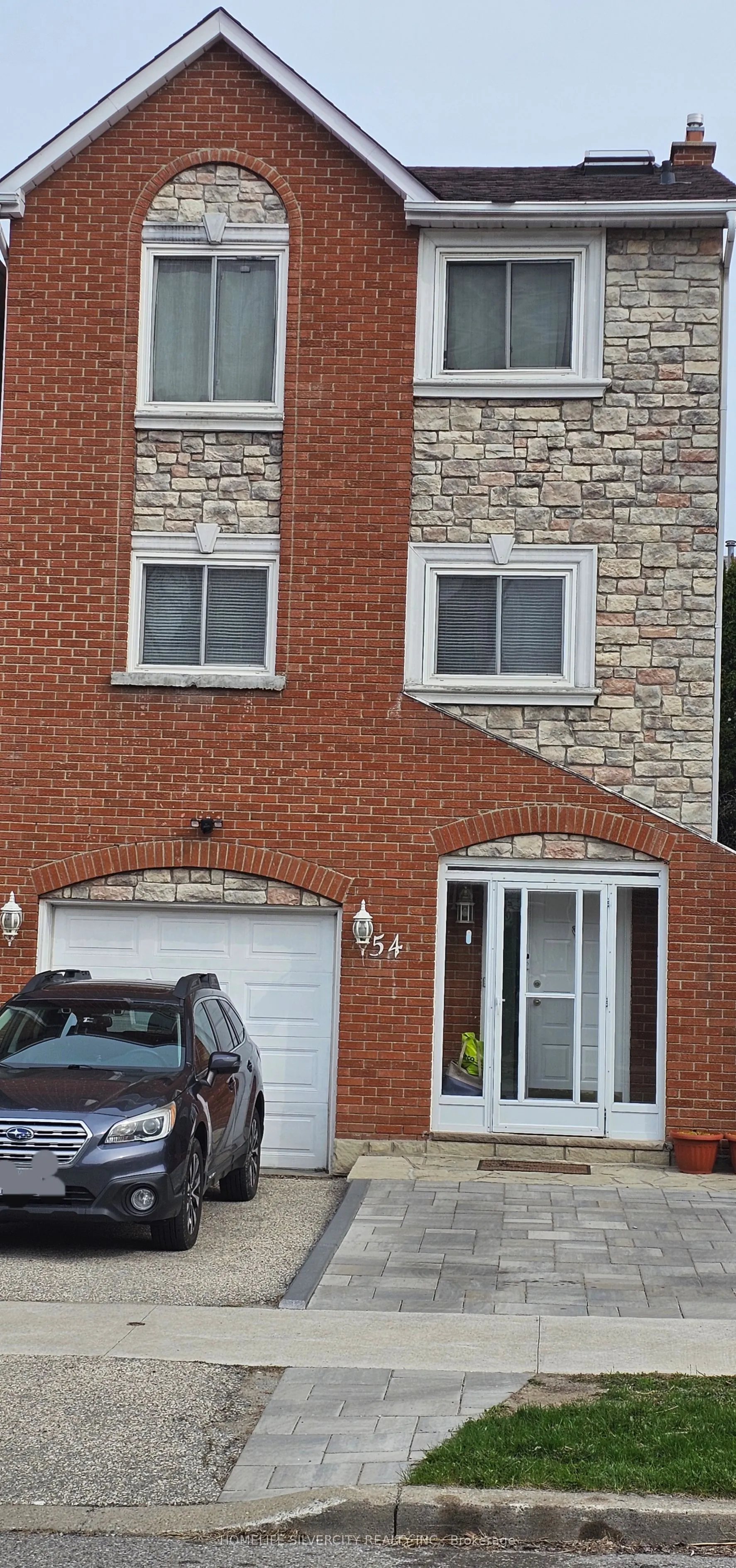 54 Carnival Court, Toronto, ON M2R 3T8